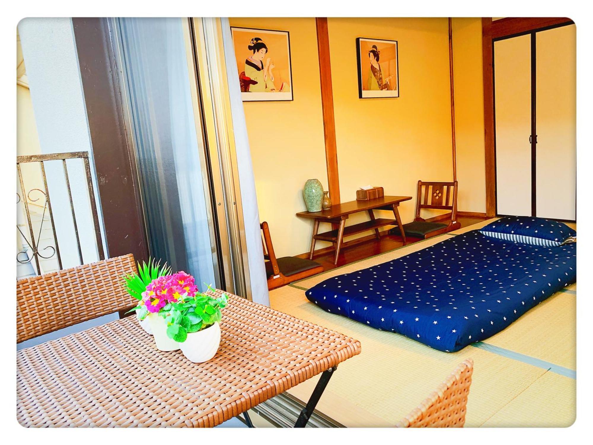 Tokyo/shinjuku & Shibuya 10mins/5mins Walk To Subway Stiaon/kichijoji 15mins/shimokitazawa 5mins/louis House Pensión Tokio