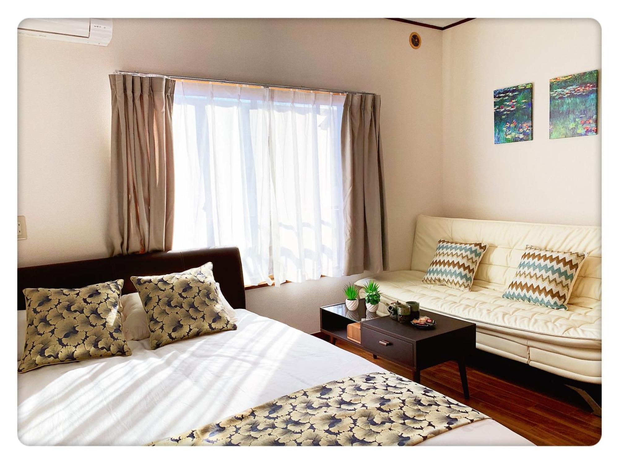 Tokyo/shinjuku & Shibuya 10mins/5mins Walk To Subway Stiaon/kichijoji 15mins/shimokitazawa 5mins/louis House *