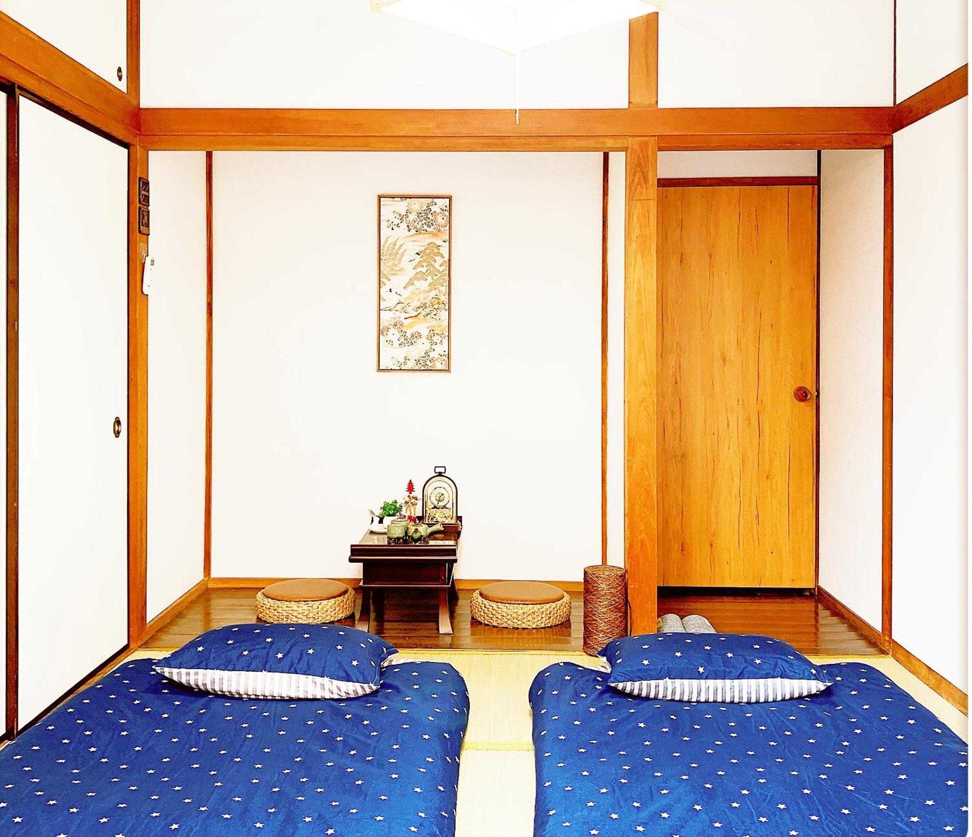 Pensión Tokyo/shinjuku & Shibuya 10mins/5mins Walk To Subway Stiaon/kichijoji 15mins/shimokitazawa 5mins/louis House *
